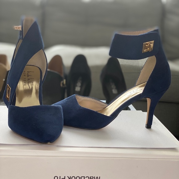 Nicole Miller New York 2.5 inch Heels - Picture 1 of 1